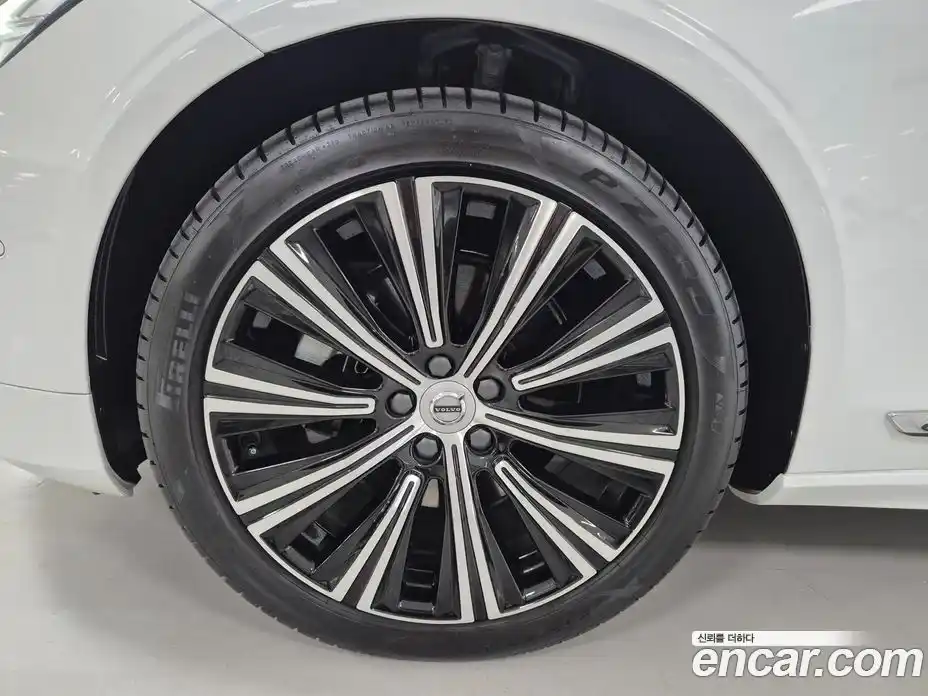 Volvo S90 2024 2.0 Автомат в Москве № 230844, фото 5