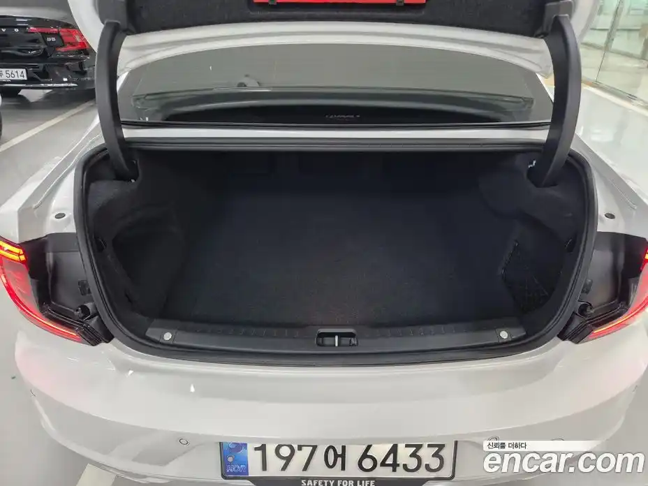 Volvo S90 2024 2.0 Автомат в Москве № 230861, фото 15