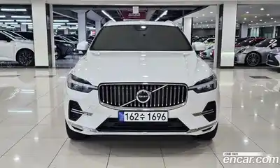 Volvo XC60 2025 2.0 Автомат в Москве № 230882, миниатюра 3