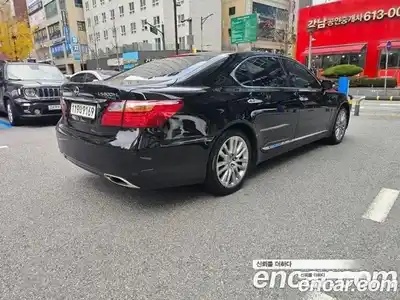 Lexus LS 2011 5.0 Автомат в Москве № 231999, миниатюра 3