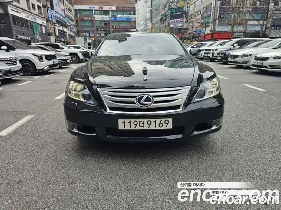Lexus LS 2011 5.0 Автомат в Москве № 231999, фото 6