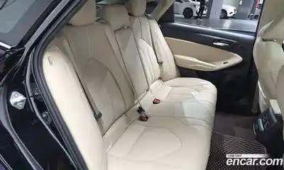 Toyota Avalon 2022 2.5 Автомат в Москве № 232843, миниатюра 11