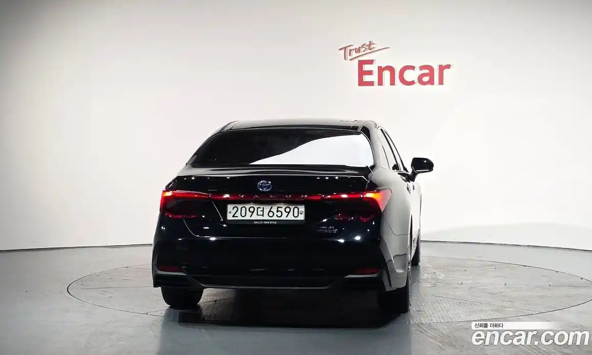 Toyota Avalon 2022 2.5 Автомат в Москве № 232843, фото 3