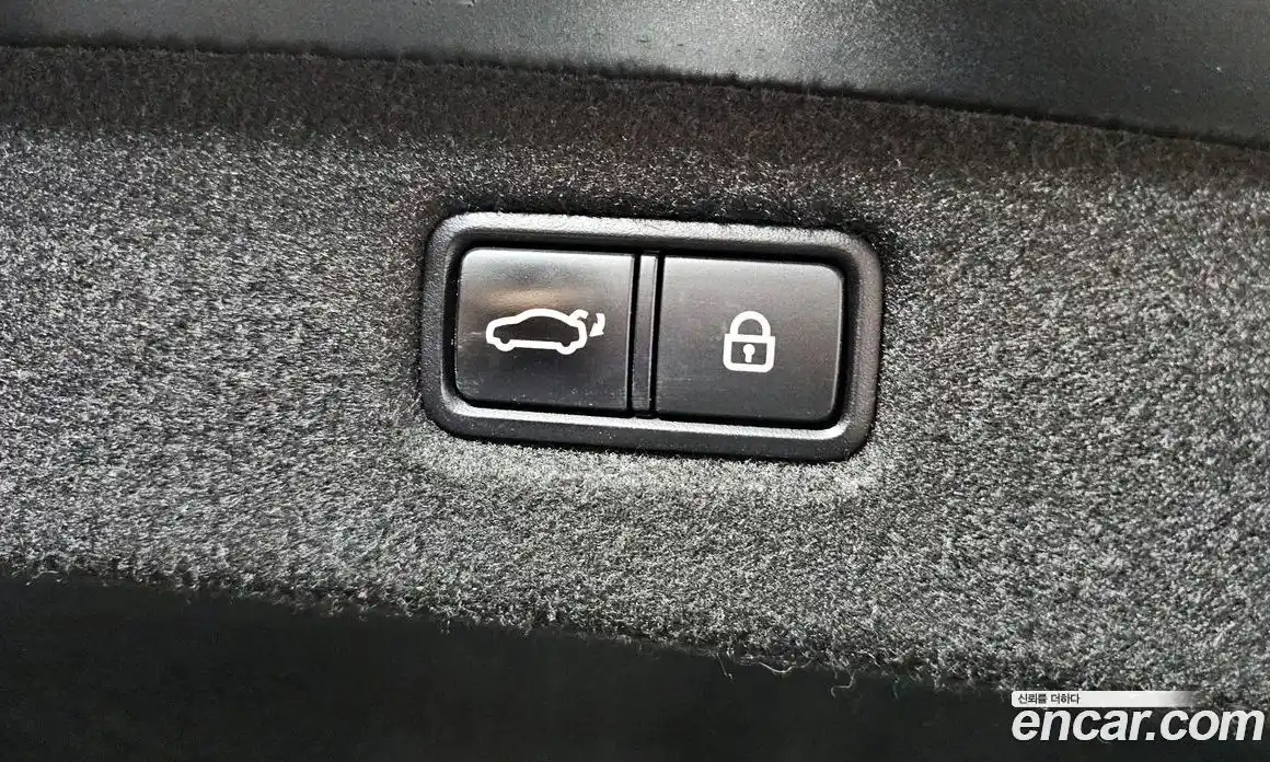 Genesis G90 2019 3.8 Автомат в Москве № 24000, фото 17