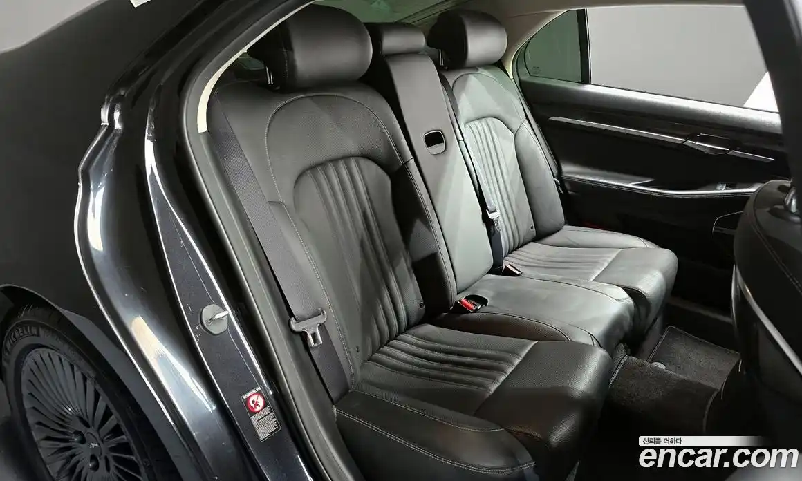 Genesis G90 2019 3.8 Автомат в Москве № 24000, фото 18