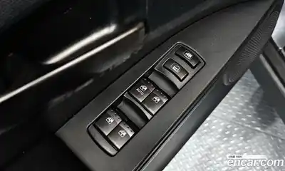 SsangYong Korando 2016 2.0 Автомат в Москве № 24654, миниатюра 5