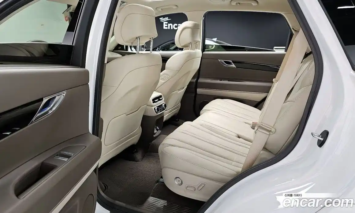 Genesis GV80 2022 2.5 Автомат в Москве № 24898, фото 11