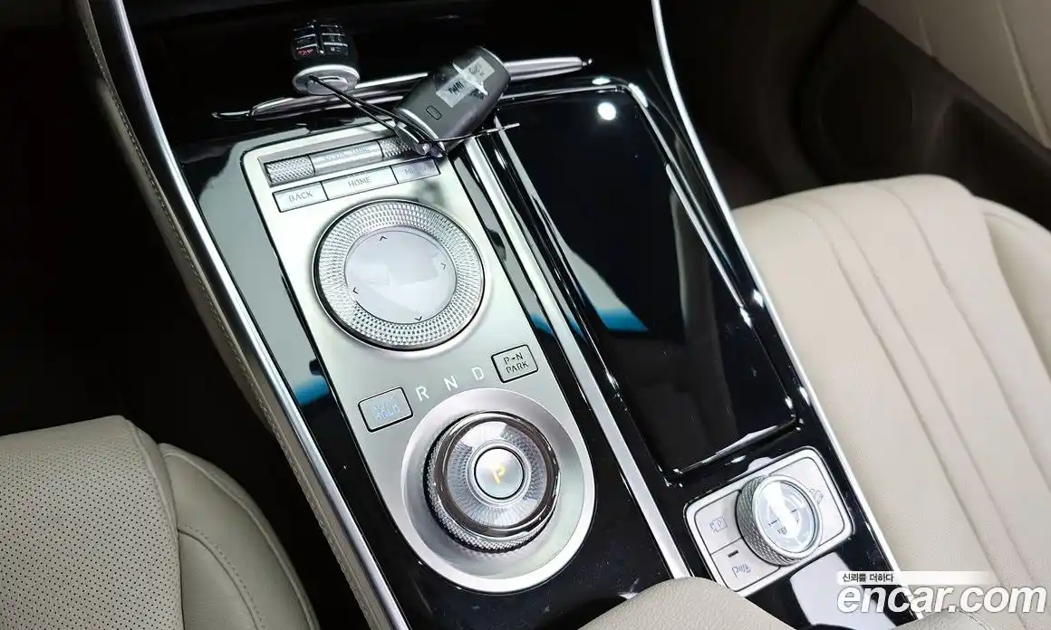 Genesis GV80 2022 2.5 Автомат в Москве № 24898, фото 18