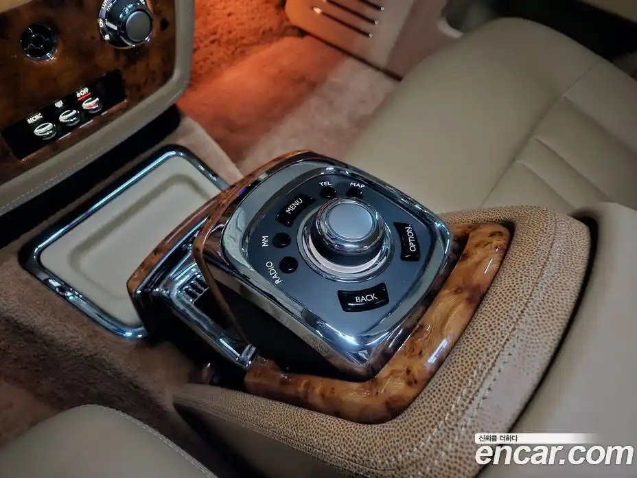 Rolls-Royce Phantom 2014 6.7 Автомат в Москве № 256715, фото 16