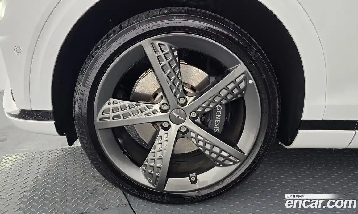 Genesis GV70 2024 2.5 Автомат в Москве № 25804, фото 5