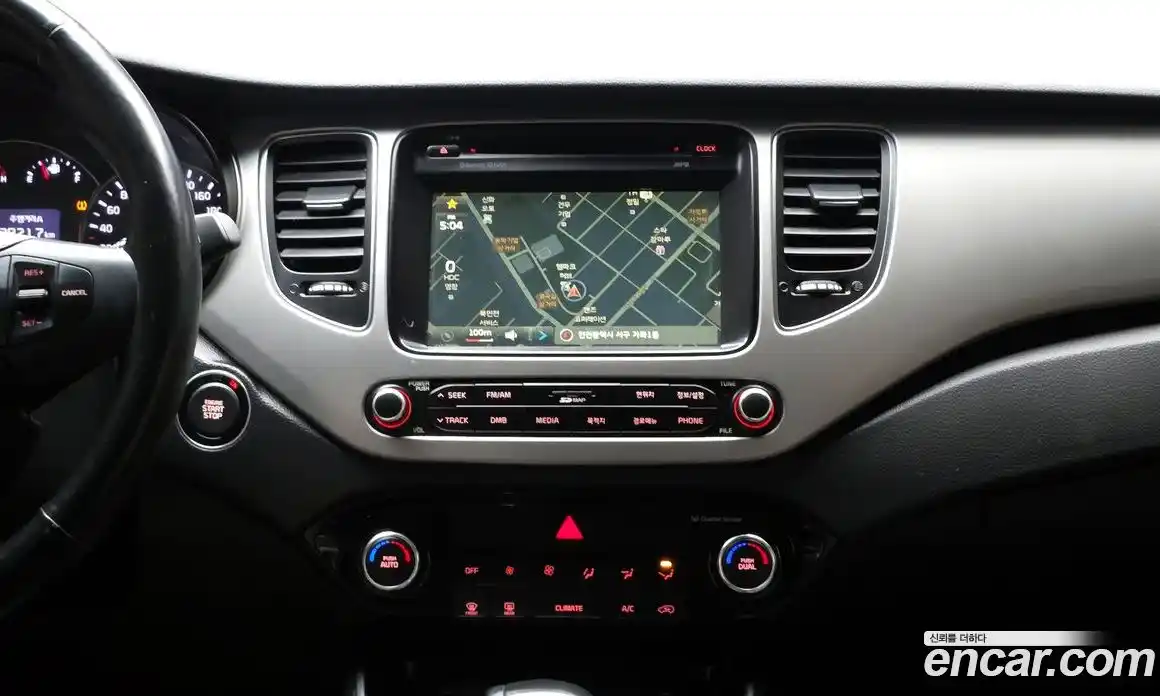 Kia Carens 2014 1.7 Автомат в Москве № 269695, фото 14