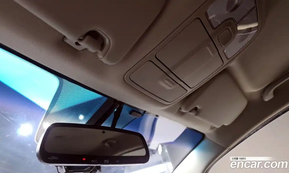 Kia Carens 2014 1.7 Автомат в Москве № 269695, фото 19