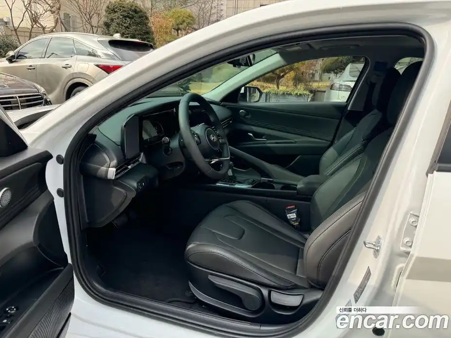 Hyundai Avante 2026 1.6 Автомат в Москве № 274015, фото 8