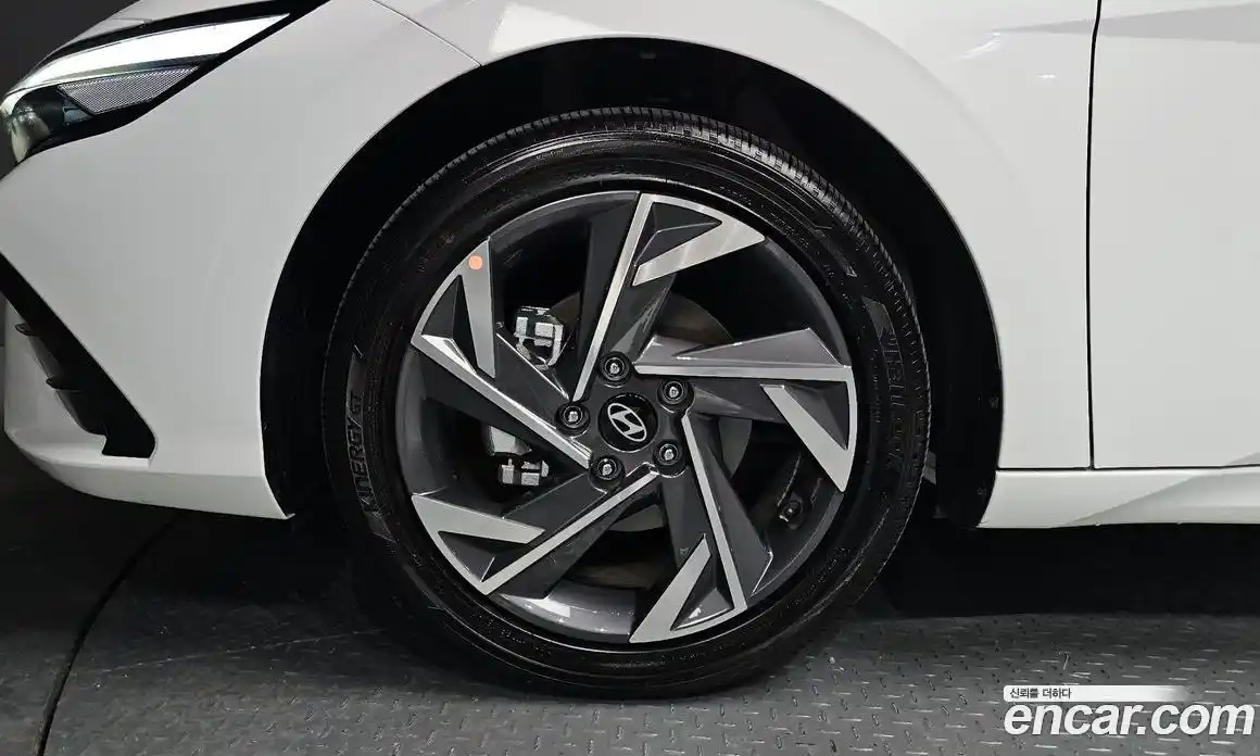 Hyundai Avante 2026 1.6 Автомат в Москве № 274796, фото 19