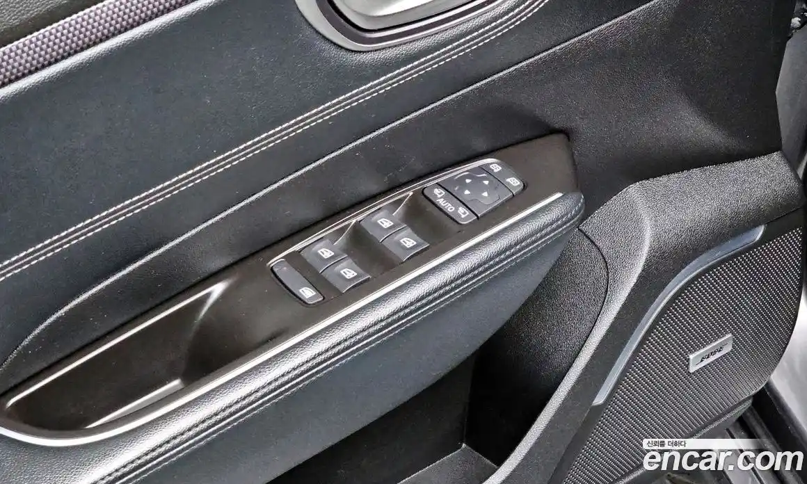 Renault SM6 2016 2.0 Автомат в Москве № 276575, фото 14