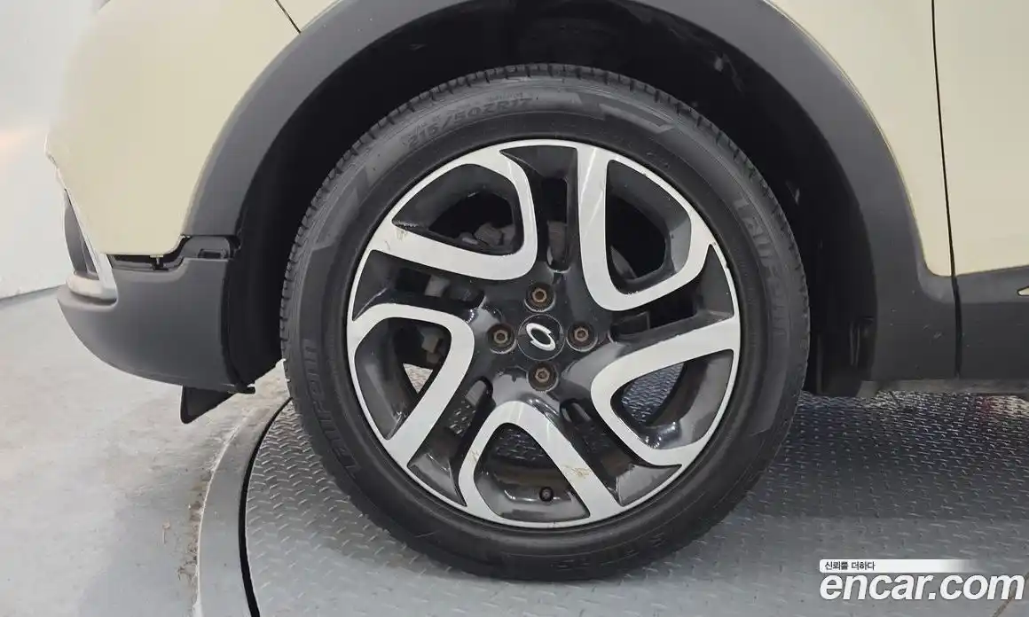 Renault QM3 2015 1.5 Автомат в Москве № 276801, фото 6