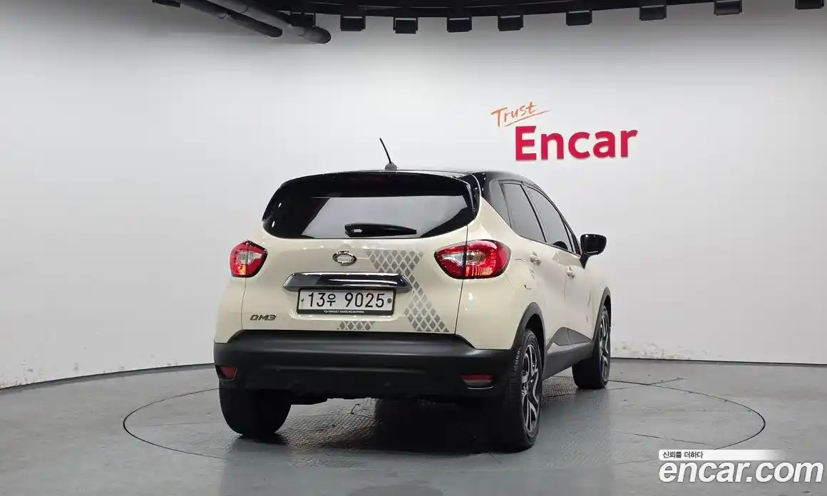 Renault QM3 2015 1.5 Автомат в Москве № 276801, фото 9