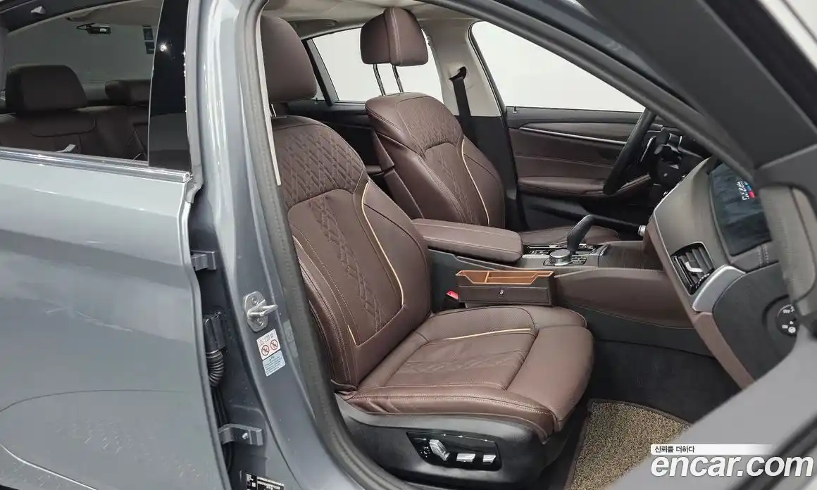 BMW 5-Series 2023 2.0 Автомат в Москве № 279083, фото 14