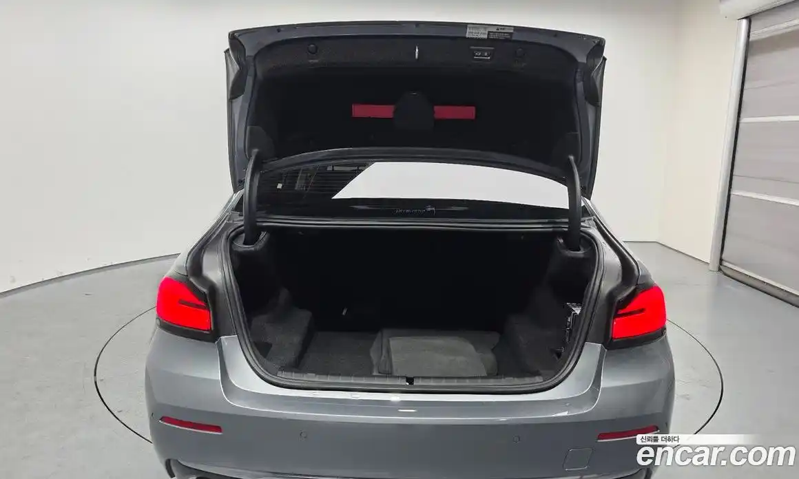 BMW 5-Series 2023 2.0 Автомат в Москве № 279083, фото 5