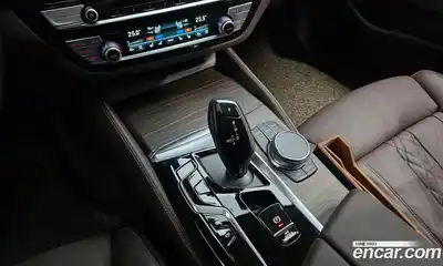 BMW 5-Series 2023 2.0 Автомат в Москве № 279083, миниатюра 9