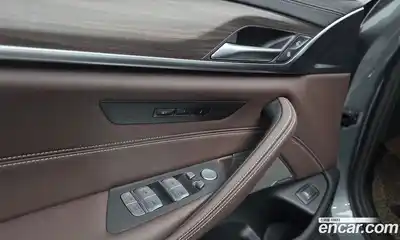 BMW 5-Series 2023 2.0 Автомат в Москве № 279083, миниатюра 10