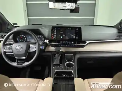 Toyota Sienna 2021 2.5 Автомат в Москве № 279755, миниатюра 9