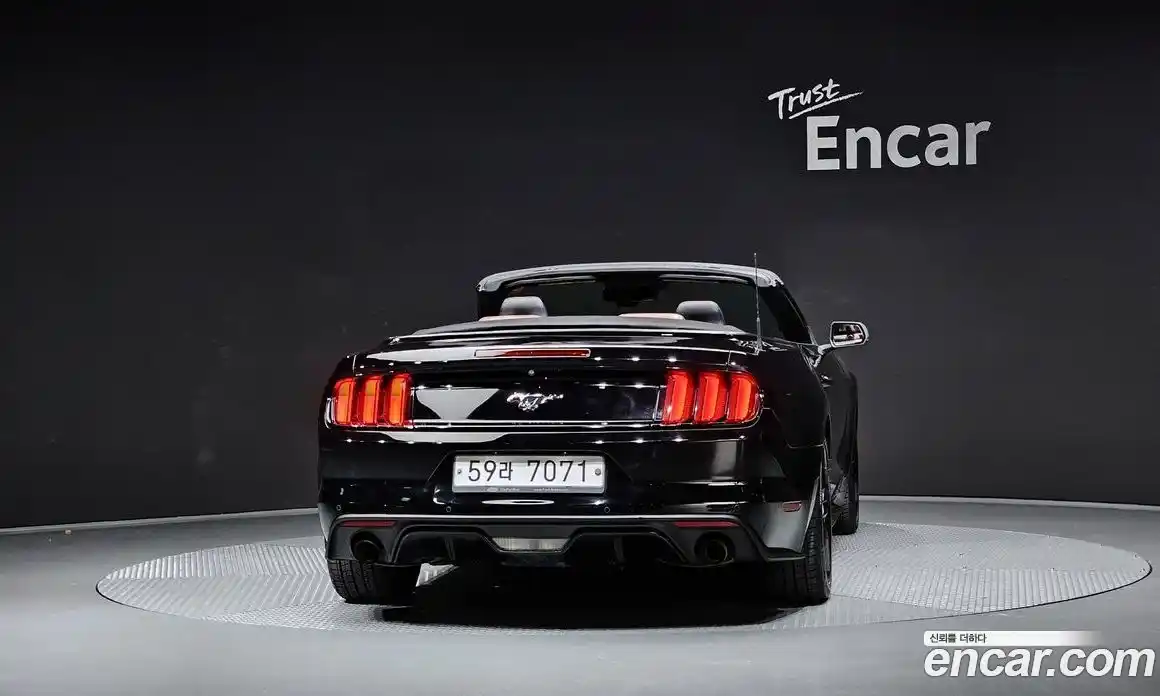 Ford Mustang 2015 2.3 Автомат в Москве № 281105, фото 11