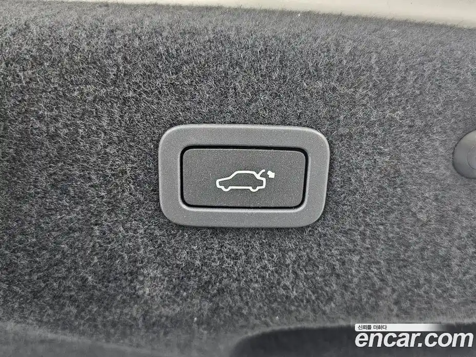 Jaguar XF 2017 2.0 Автомат в Москве № 283811, фото 20