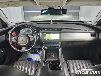 Jaguar XF 2017 2.0 Автомат в Москве № 283811, миниатюра 8
