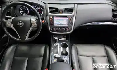 Nissan Altima, 2017