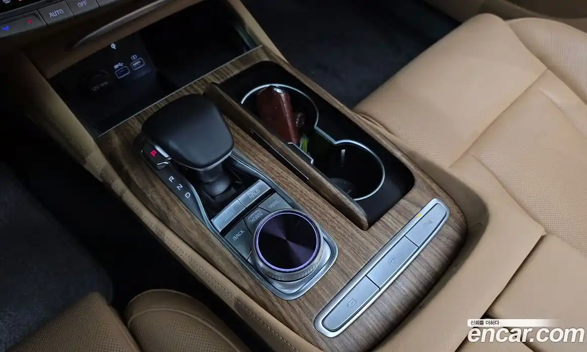 Kia K9 2022 3.8 Автомат в Москве № 285464, фото 15