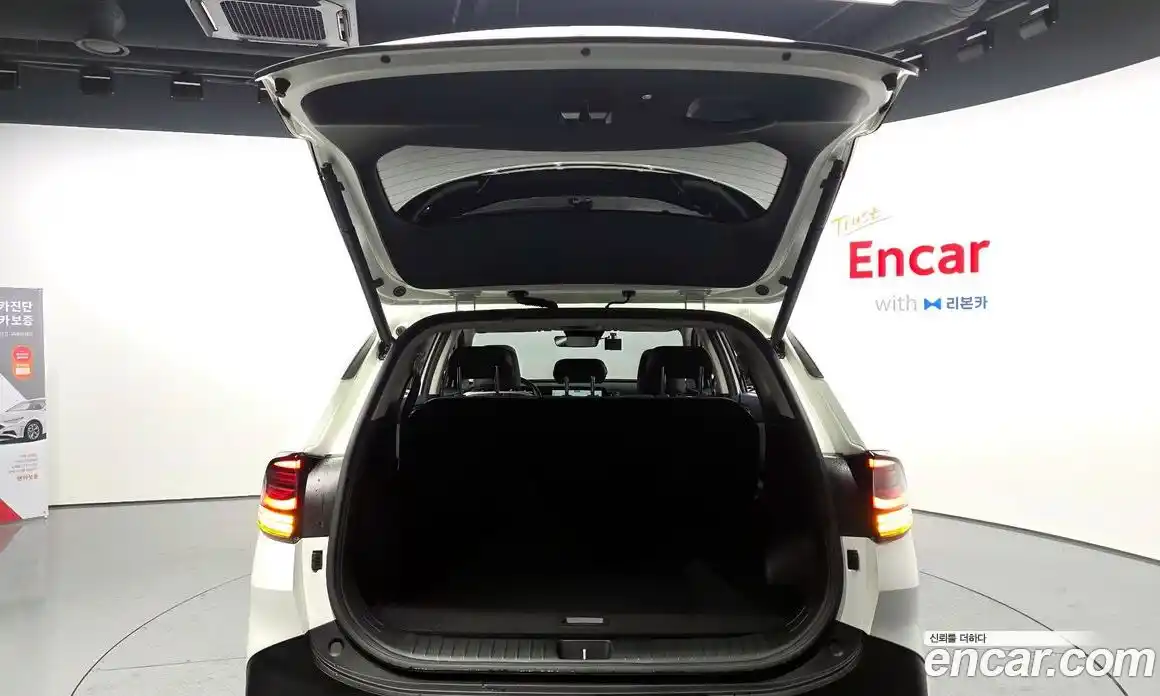 Kia Sportage 2023 1.6 Автомат в Москве № 286213, фото 14