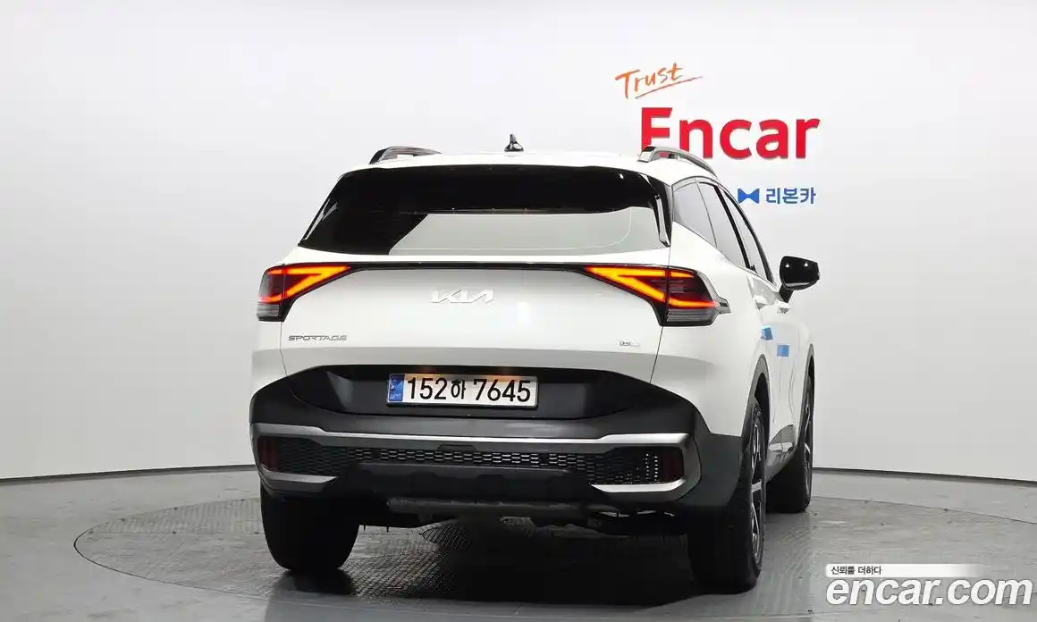 Kia Sportage 2023 1.6 Автомат в Москве № 286213, фото 9