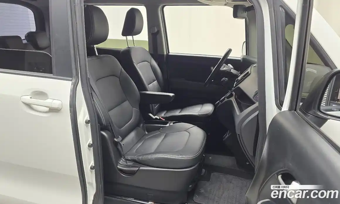 Kia Ray 2023 1.0 Автомат в Москве № 287485, фото 11