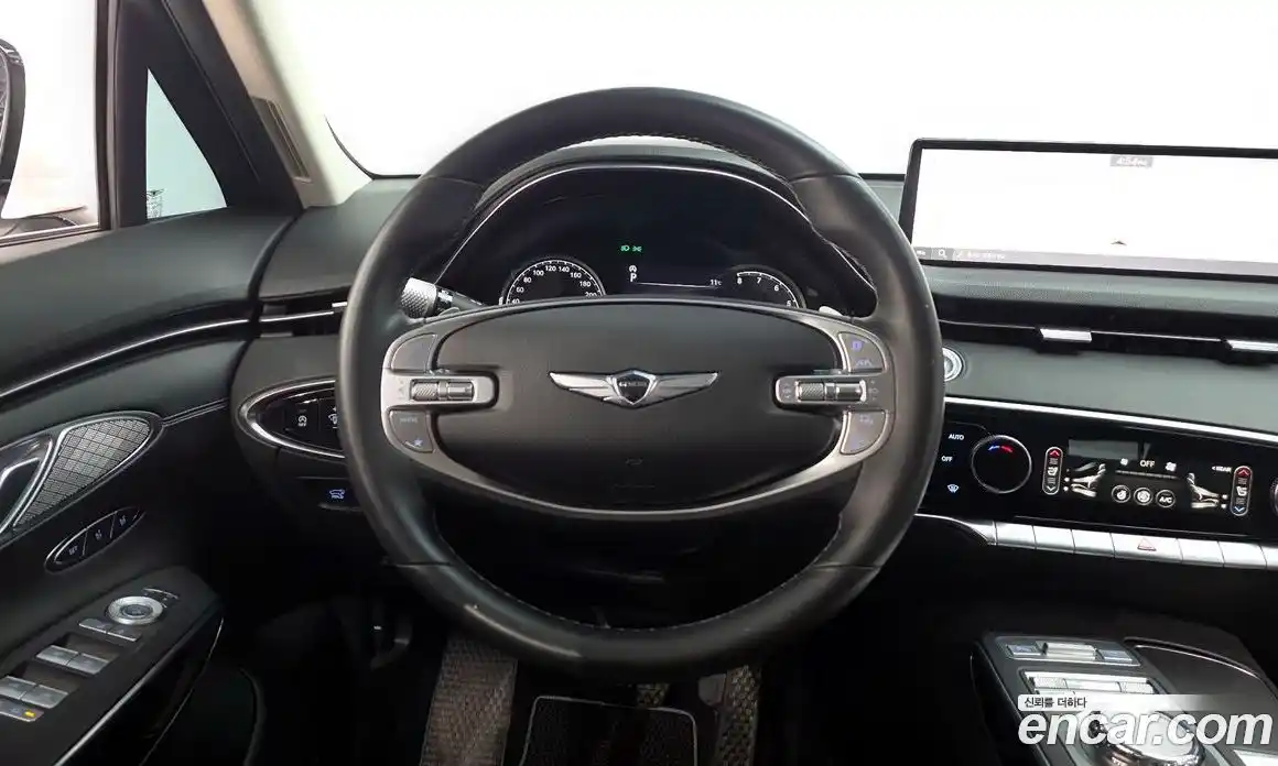 Genesis GV70 2024 2.5 Автомат в Москве № 289445, фото 13