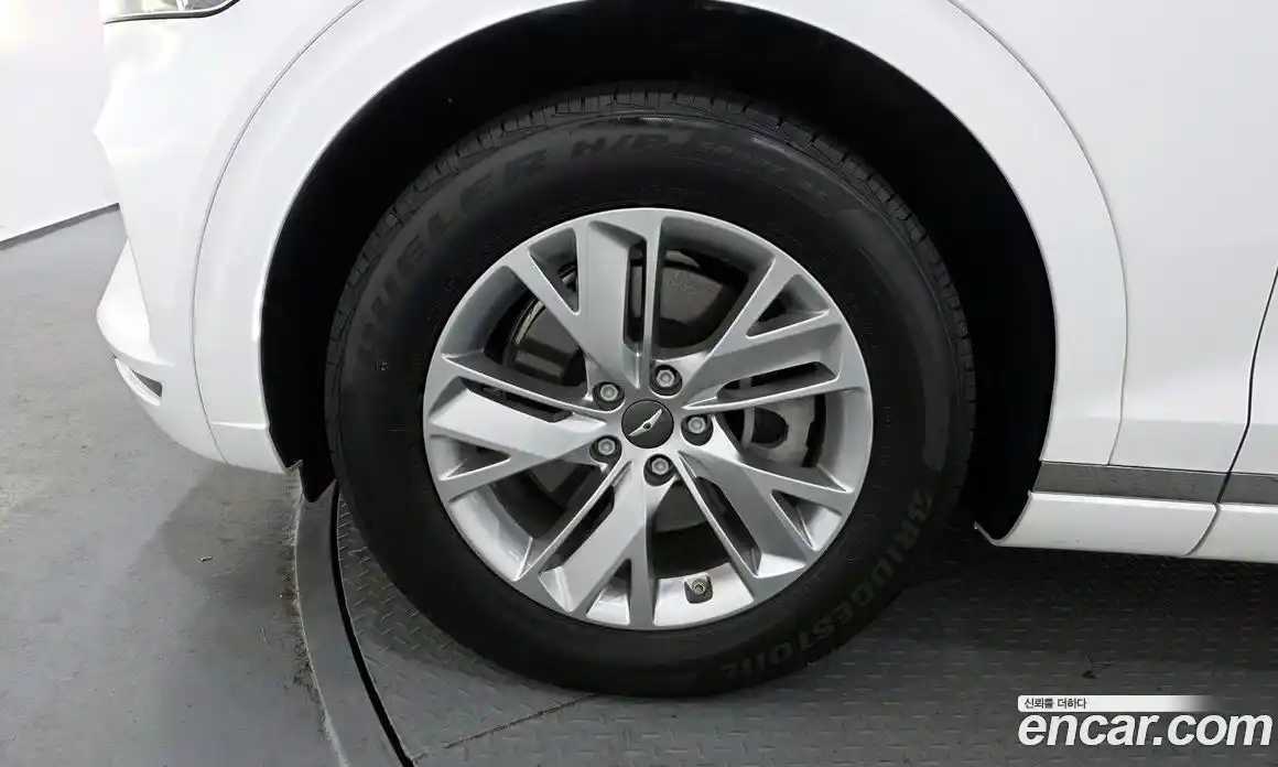 Genesis GV70 2024 2.5 Автомат в Москве № 289445, фото 5