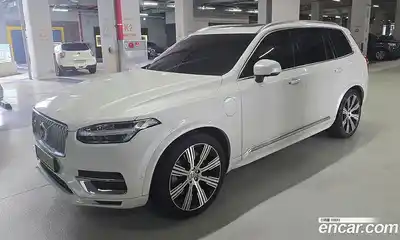 Volvo XC90 2023 2.0 Автомат в Москве № 293971, миниатюра 2