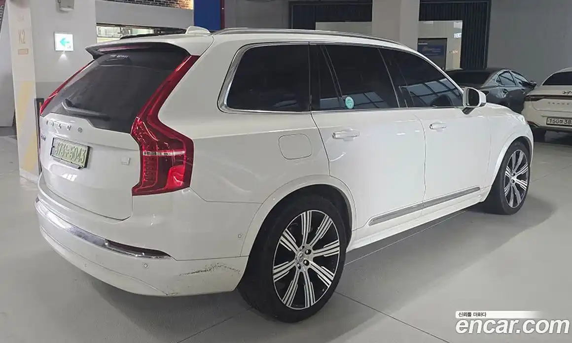 Volvo XC90 2023 2.0 Автомат в Москве № 293971, фото 3