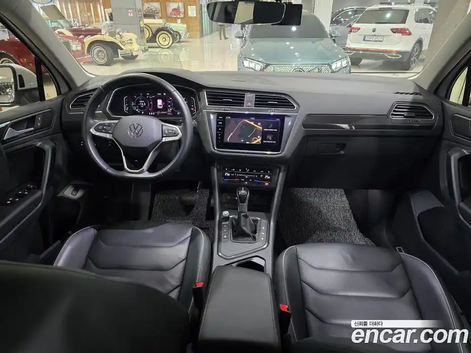 Volkswagen Tiguan 2023 2.0 Автомат в Москве № 296292, фото 7