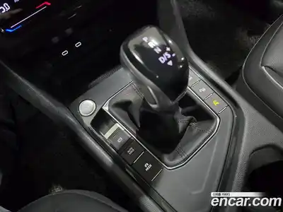 Volkswagen Tiguan 2023 2.0 Автомат в Москве № 296292, миниатюра 9