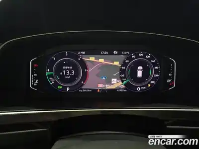 Volkswagen Tiguan 2023 2.0 Автомат в Москве № 296292, миниатюра 10