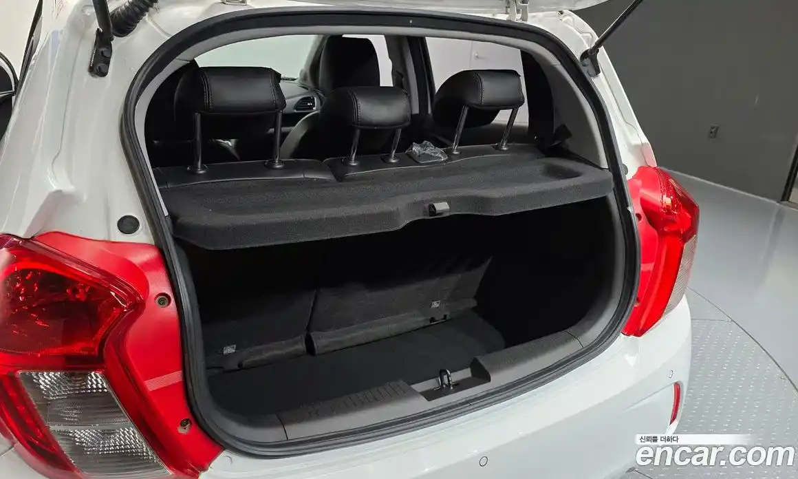 Chevrolet Spark 2017 1.0 Автомат в Москве № 296748, фото 20