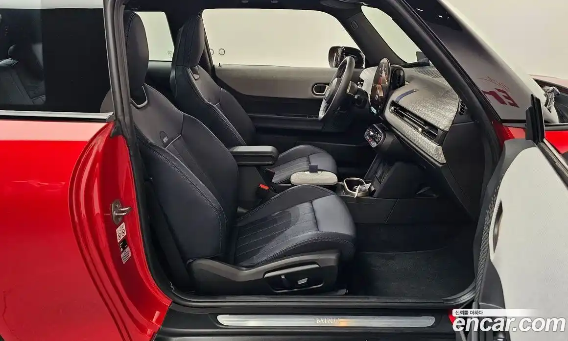 Mini Cooper 2025 2.0 Автомат в Москве № 299144, фото 3