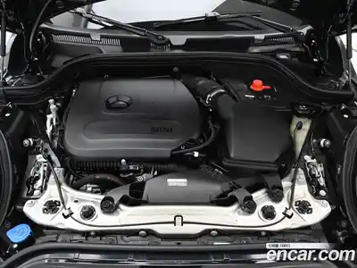 Mini Cooper Convertible 2025 2.0 Автомат в Москве № 299183, миниатюра 6