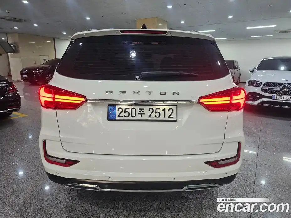 SsangYong Rexton 2021 2.2 Автомат в Москве № 30500, фото 4