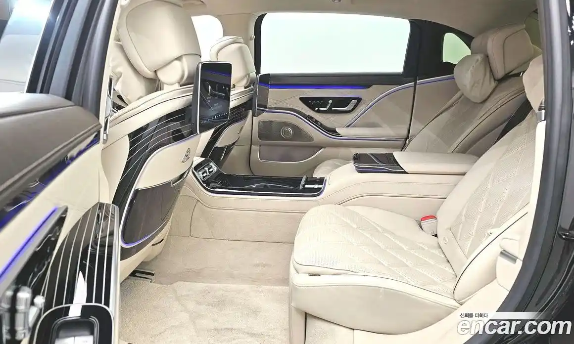 Mercedes-Benz S-Class 2024 4.0 Автомат в Москве № 307564, фото 12