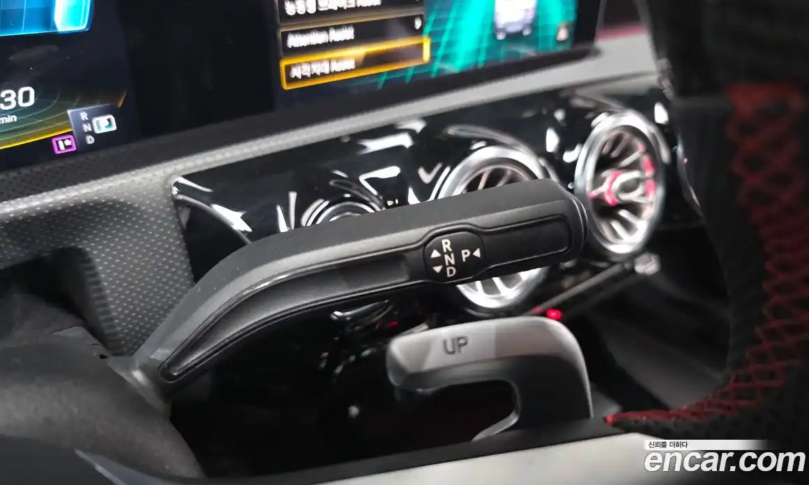 Mercedes-Benz CLA-Class 2020 2.0 Автомат в Москве № 311101, фото 18