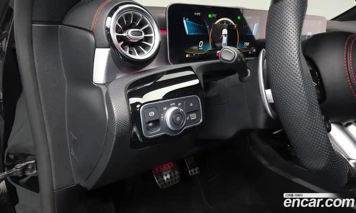 Mercedes-Benz CLA-Class 2020 2.0 Автомат в Москве № 311101, фото 5