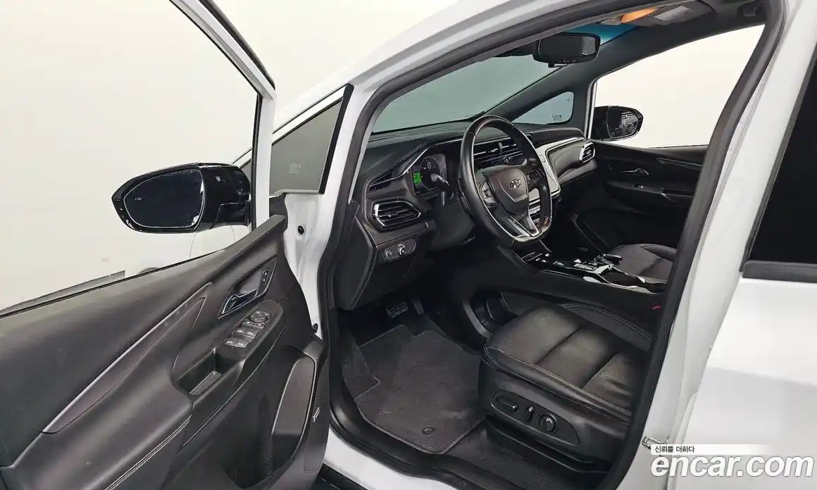 Chevrolet Bolt EV 2022 0.2 Автомат в Москве № 314153, фото 12