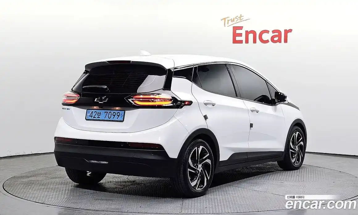 Chevrolet Bolt EV 2022 0.2 Автомат в Москве № 314153, фото 13